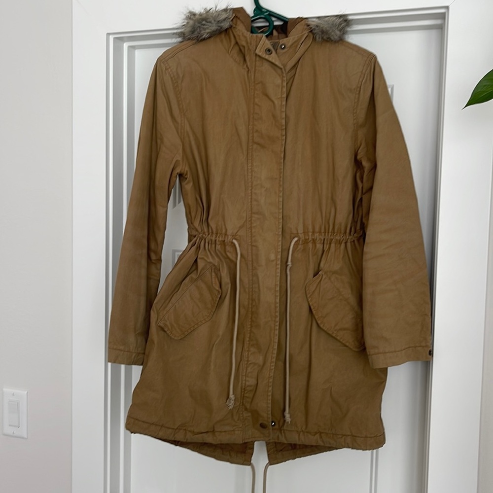 Khaki Tan Old Navy Drawstring Waist Faux Fur Hood Utility Parka Jacket